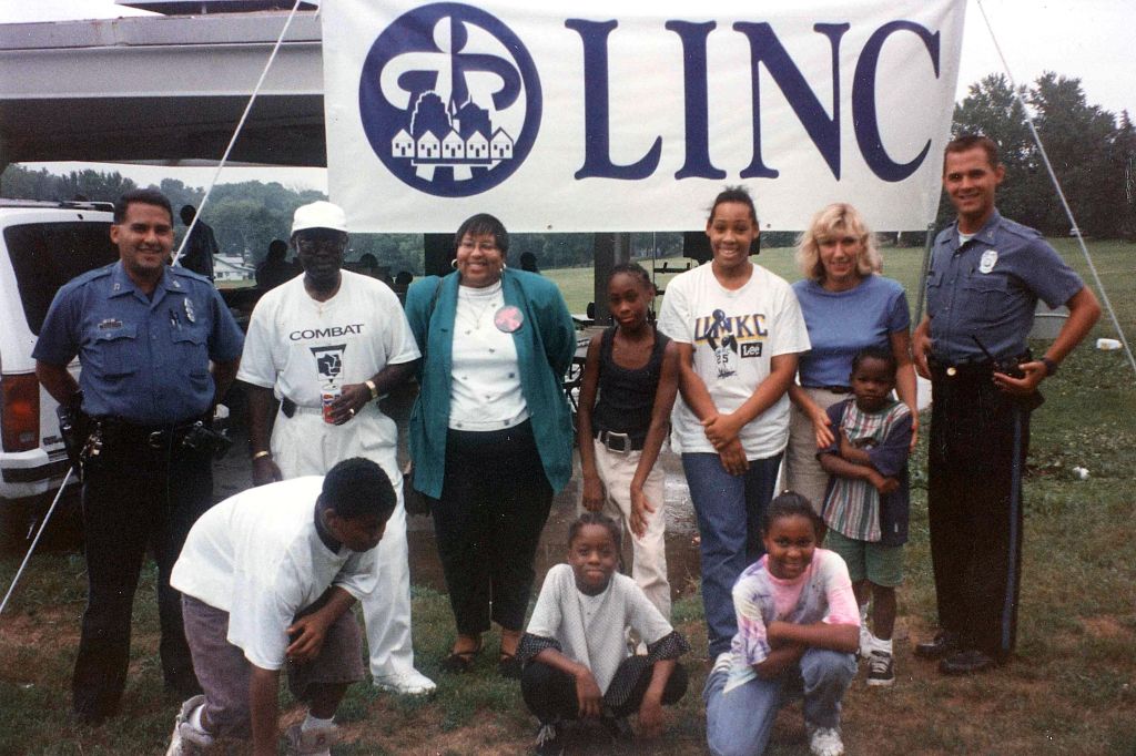 Group photos at an early LINC event.